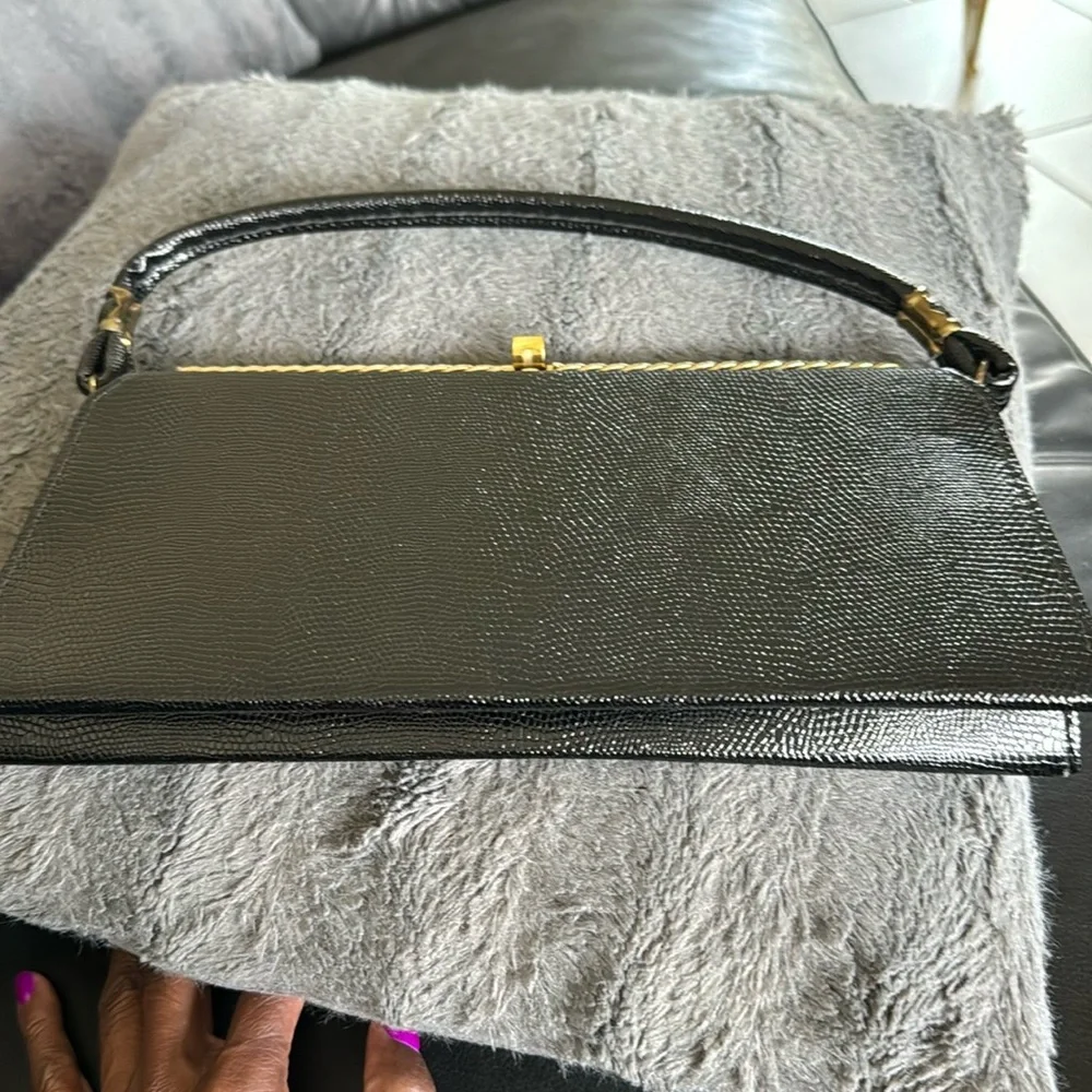Vintage Black Purse in very good condition. Think Audrey Hepburn style. - Picture 1 of 5